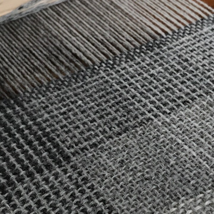 Sampling on the rigid&nbsp;heddle